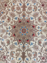 Charger l'image dans la galerie, TAPIS Ispahan tissé main n°14285_120×83
