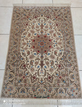 Charger l'image dans la galerie, TAPIS Ispahan tissé main n°14285_120×83
