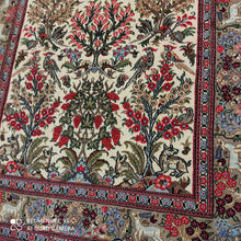 Charger l'image dans la galerie, Tapis Ghom noué main n°19321_160×108
