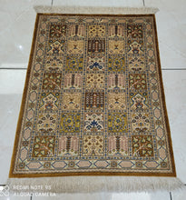 Charger l&#39;image dans la galerie, Tapis Ghom soie fait main n°11734_72×56
