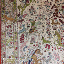 Charger l'image dans la galerie, TAPIS Ghom soie tissé main n°11717_195×133
