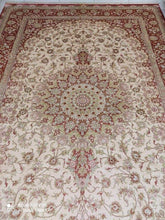 Charger l'image dans la galerie, Tapis Ghom soie fait main n°16907_295×195
