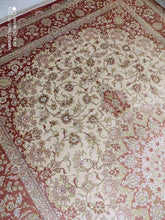 Charger l'image dans la galerie, Tapis Ghom soie fait main n°16907_295×195
