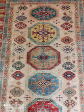 Charger l&#39;image dans la galerie, Tapis Kazak tissé main n°14130_225×169
