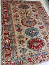 Charger l&#39;image dans la galerie, Tapis Kazak tissé main n°14130_225×169
