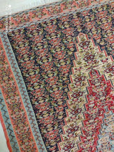 Charger l&#39;image dans la galerie, Kilim Senneh fait main n°15299_245×155
