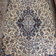 Charger l&#39;image dans la galerie, Grand Tapis Nain noué main n°16947_350×237
