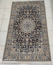 Charger l&#39;image dans la galerie, Tapis Nain fait main n°3039_206×120
