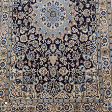 Charger l&#39;image dans la galerie, Tapis Nain fait main n°3039_206×120
