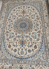 Charger l&#39;image dans la galerie, Grand Tapis Nain Chichla fait main n°18844_300×200
