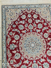 Charger l&#39;image dans la galerie, Tapis Nain fait main n°19566_140×88
