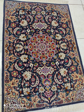 Charger l&#39;image dans la galerie, Tapis Ispahan fait main n°14278_103×71
