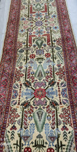 Charger l'image dans la galerie, Tapis Saveh fait main n°100_410×080
