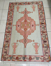 Charger l'image dans la galerie, Tapis Soumak soie fait main n°15224_200×127
