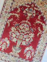 Charger l'image dans la galerie, Tapis Ghom soie noué main n°18192_115×78
