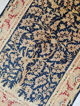 Charger l'image dans la galerie, Tapis Ghom soie noué main n°16903_116×81
