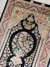 Charger l'image dans la galerie, Tapis Ghom soie noué main n°18577_120×78
