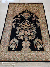 Charger l'image dans la galerie, Tapis Ghom soie noué main n°18194_120×80
