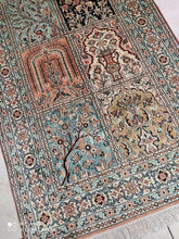 Charger l'image dans la galerie, Tapis Cachemire soie noué main n°46_120×80
