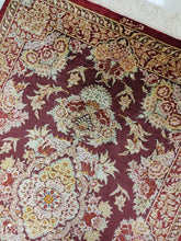 Charger l'image dans la galerie, Tapis Ghom soie noué main n°18220_120×80

