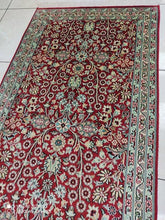 Charger l'image dans la galerie, Tapis Cachemire soie noué main n°7_125×74

