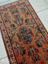 Charger l&#39;image dans la galerie, Tapis Sarouk fait main n°19327_130×63
