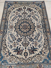 Charger l&#39;image dans la galerie, Tapis Nain fait main n°16956_130×88
