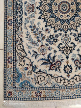 Charger l&#39;image dans la galerie, Tapis Nain fait main n°16956_130×88
