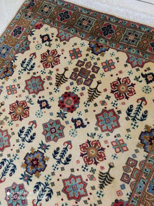 Tapis Tabriz tissé main n°4338_133×96