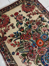 Charger l'image dans la galerie, Tapis Bakhtiar tissé main n°12901_135×105

