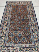 Charger l&#39;image dans la galerie, Tapis Moud tissé main n°8855_138×78
