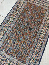 Charger l&#39;image dans la galerie, Tapis Moud tissé main n°8855_138×78
