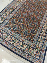 Charger l&#39;image dans la galerie, Tapis Moud tissé main n°8855_138×78
