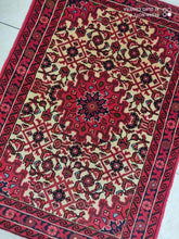 Charger l&#39;image dans la galerie, Tapis Abadeh tissé main n°17135_143×103
