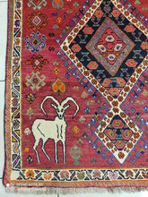 Charger l&#39;image dans la galerie, Tapis Ghachghai noué main n°8409_143×104
