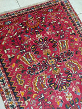 Charger l&#39;image dans la galerie, Tapis Ghachghai noué main n°8364_144×105
