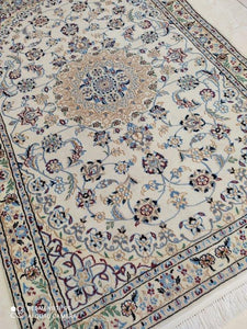Tapis Nain fait main n°19673A_145×100