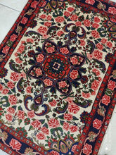 Charger l'image dans la galerie, Tapis Kurdistan tissé main n°17876_145×100
