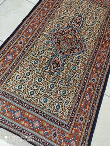 Tapis Moud tissé main n°14147_145×76