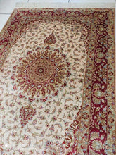 Charger l'image dans la galerie, Tapis Ghom soie noué main n°16049_146×100
