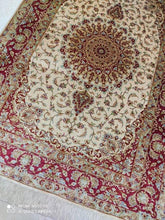 Charger l'image dans la galerie, Tapis Ghom soie noué main n°16049_146×100
