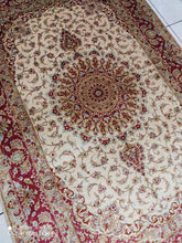 Charger l'image dans la galerie, Tapis Ghom soie noué main n°16049_146×100
