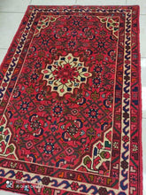 Charger l'image dans la galerie, Tapis Hosseinabad tissé main n°17119_148×100
