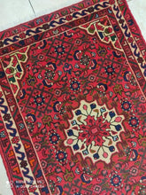 Charger l'image dans la galerie, Tapis Hosseinabad tissé main n°17119_148×100
