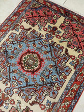 Charger l'image dans la galerie, Tapis Tafrech noué main n°17145_148×110
