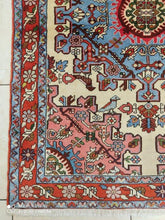 Charger l'image dans la galerie, Tapis Tafrech noué main n°17145_148×110
