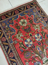 Charger l&#39;image dans la galerie, Tapis Tchalechotor tissé main n°351_150×100
