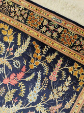 Charger l'image dans la galerie, Tapis Ghom soie tissé main n°16938_150×100
