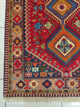 Charger l'image dans la galerie, Tapis Yalameh noué main n°19442_150×103
