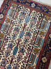 Charger l&#39;image dans la galerie, Tapis Tchalechotor fait main n°12060_150×105
